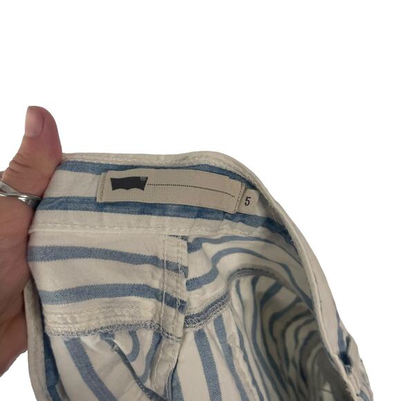 Levi's Juniors Size 5 Blue White Striped Cut Off Cotton Shorts‎ - Picture 5 of 9